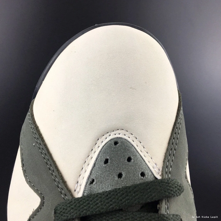 SP 7 100 AT3375 Patta Air x Retro  Jordan 'Icicle' 0320